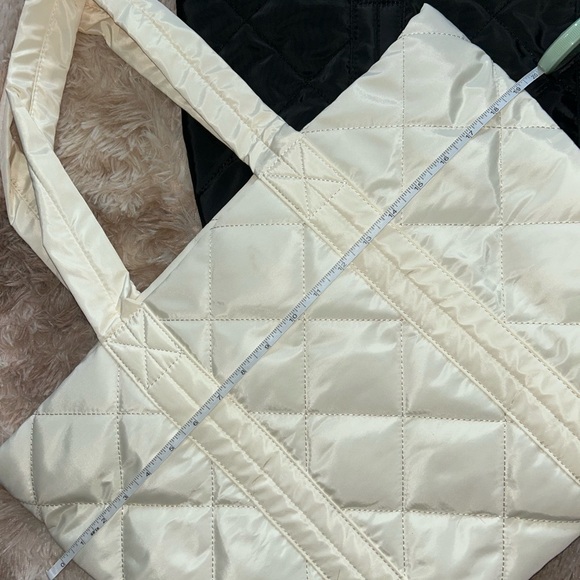NEW 2 Large Quilted Tote Bags, Cream & Black, dust bags included! - Picture 3 of 6